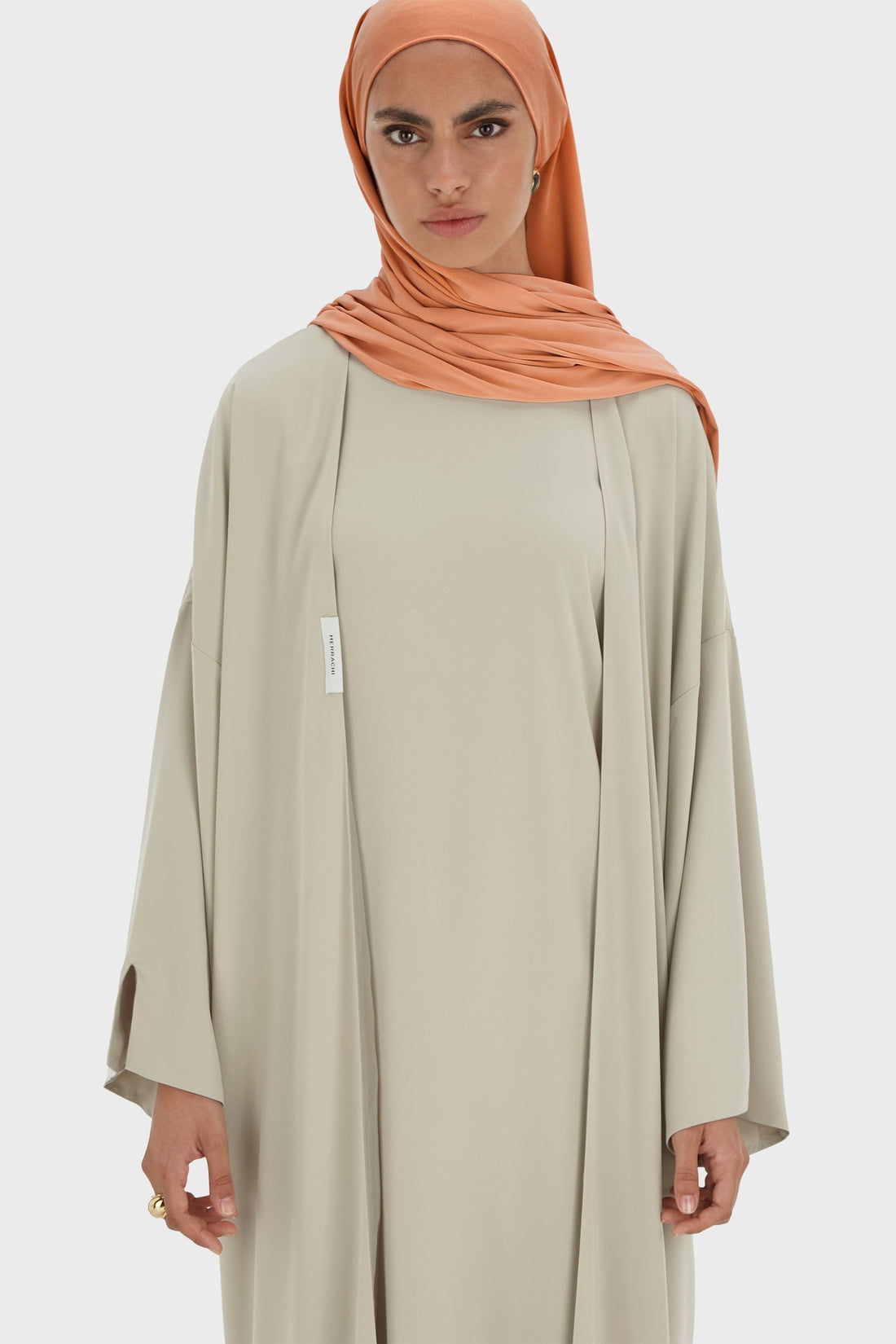 Tissé Abaya Court | Moss Gray